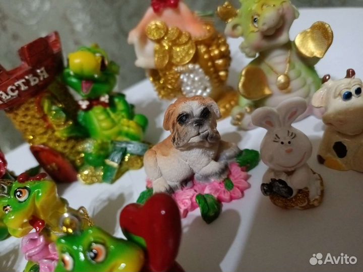 Фигурки и статуэтки керамические, сувениры 14 штук
