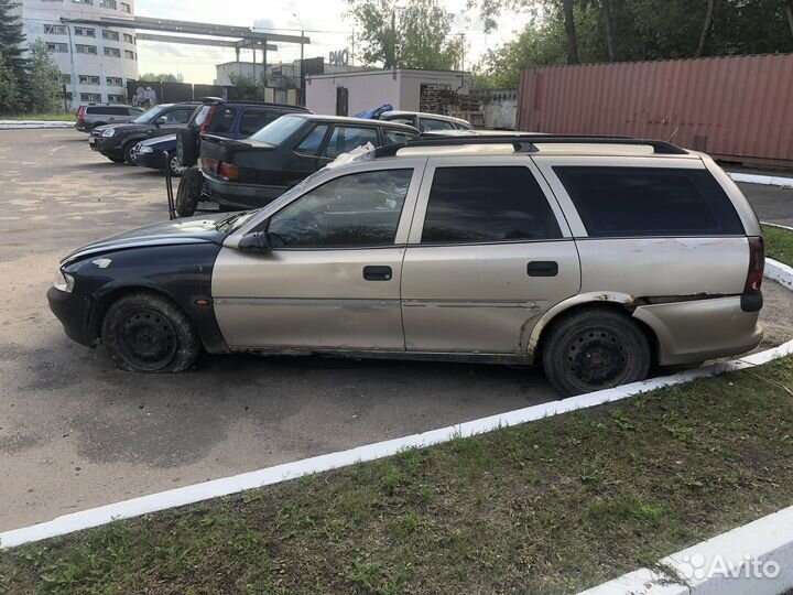 Запчасти на Opel Vectra b универсал