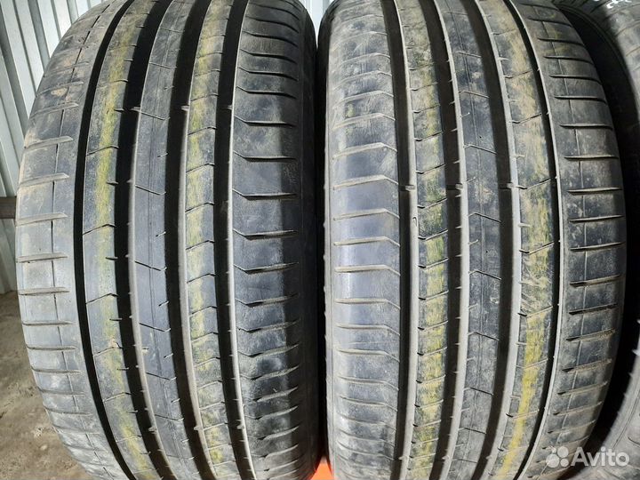 Pirelli P Zero PZ4 275/40 R20 и 315/35 R20