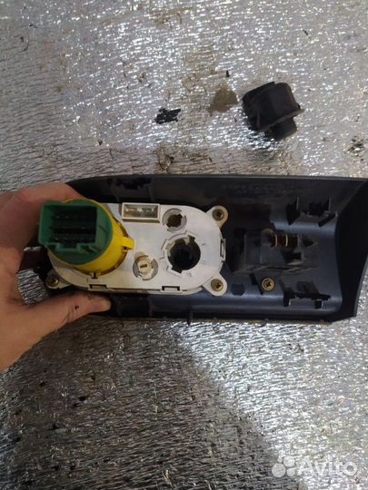 Блок управления светом LHD93BG10B838AAW ford Monde