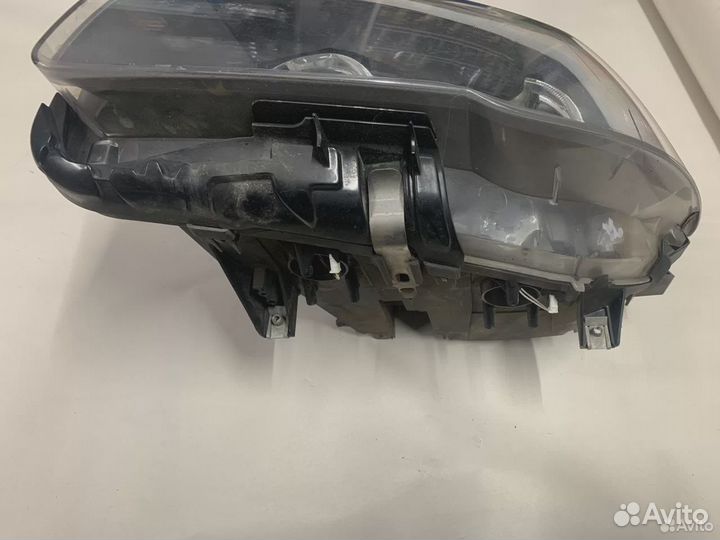 Фара левая Xenon LED BMW 5 F10 11