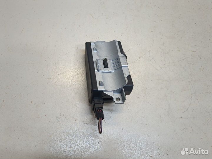 Замок руля, блокиратор Audi A6 (C7), 2018