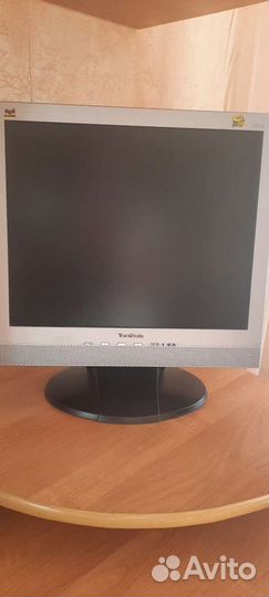 Монитор 19 дюймов Viewsonic, процессор. Полный ком