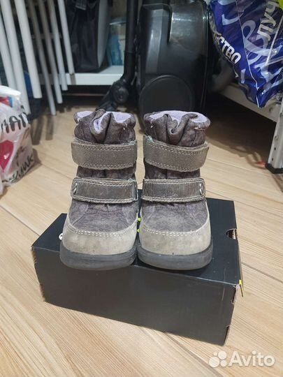 Ботинки демисезонные для девочки 23 размер