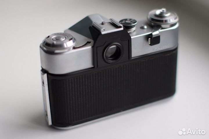 Zenit - E + кожаный чехол