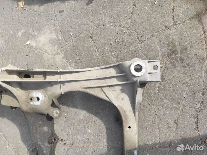 Подрамник Лексус лс460 Lexus LS 460L