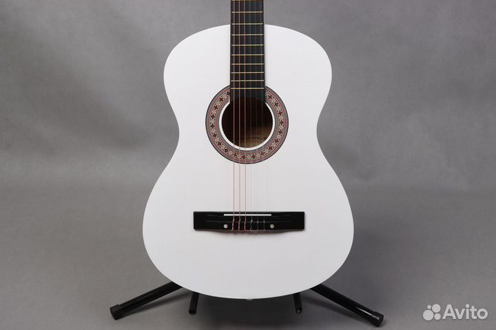 Гитара классическая 3/4 Belucci 3805WH