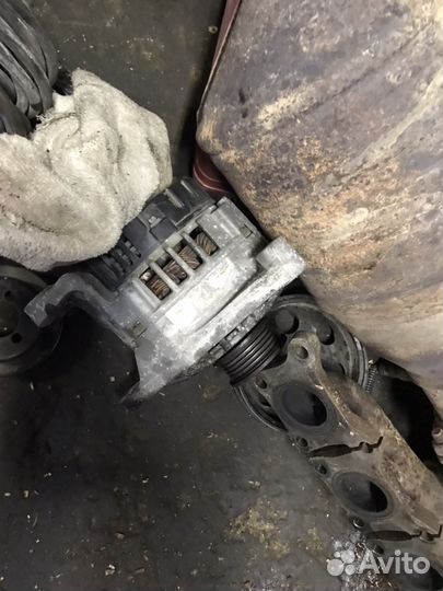 Продаю генератор пассат б5