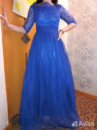 Вечернее платье