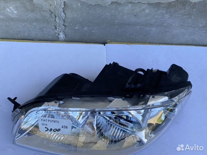 Fiat Punto передняя левая фара