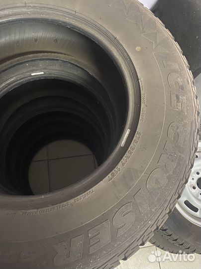 Bridgestone Ice Cruiser 5000 275/65 R17