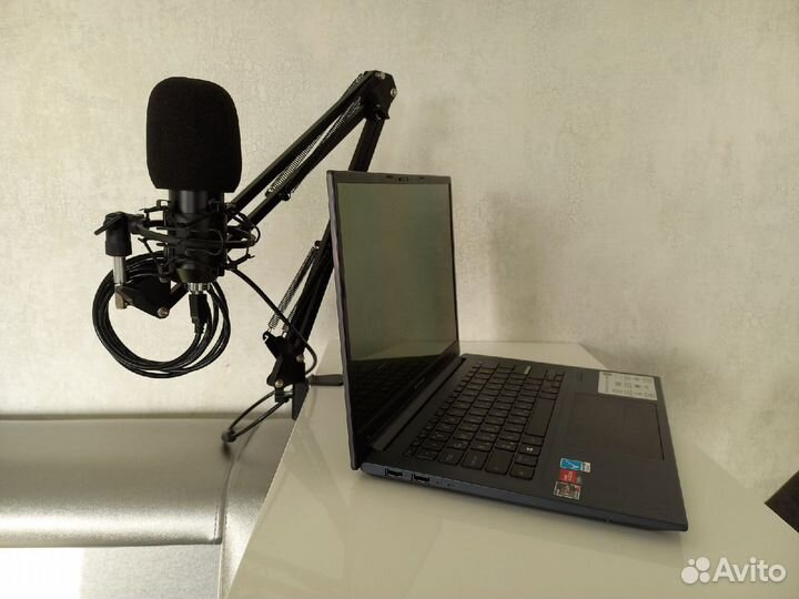 Ноутбук asus vivobook 14 обмен на телефон