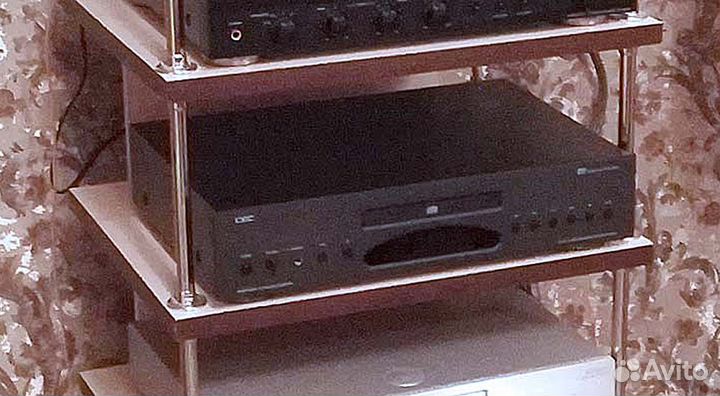 Проигрыватель CD C.E.C.3300