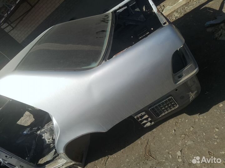 Крыло заднее левое Мерседес w140