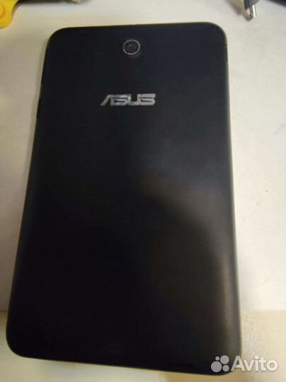Планешт Asus MeMO Pad 7 me176cx ROM 16гб RAM 1гб