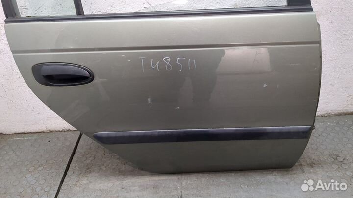 Дверь боковая правая задняя Toyota Avensis 1