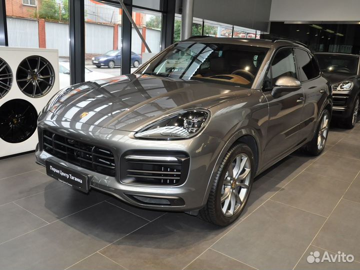 Porsche Cayenne 3.0 AT, 2023