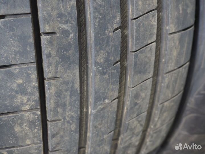 Goodyear Eagle F1 Asymmetric SUV 245/45 R20 99V