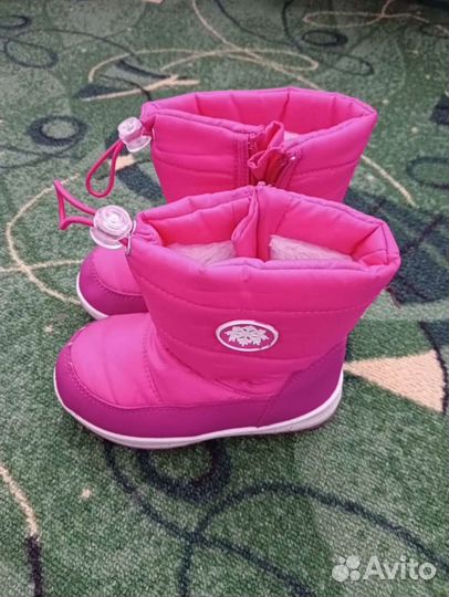 Сапожки для девочки
