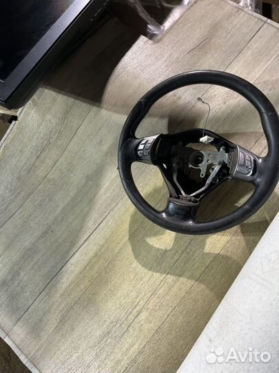 Руль subaru outback momo