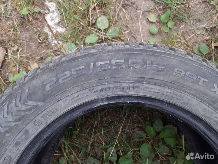 Nokian Tyres Hakkapeliitta 8 225/55 R16