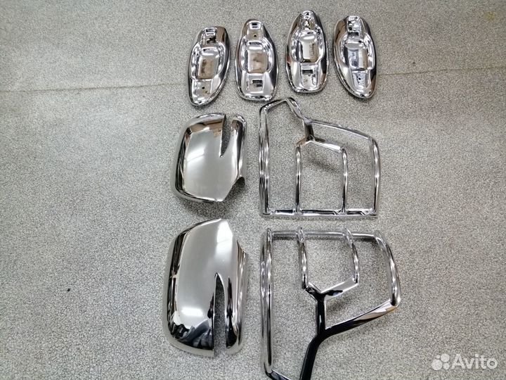 Комплект хромированных накладок УАЗ Патриот