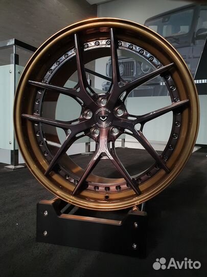 Кованые диски R21 для BMW X5 в наличии