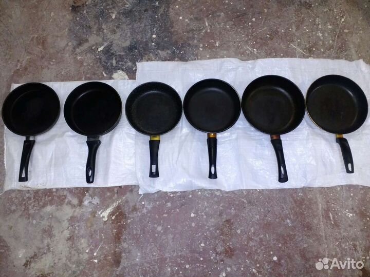 Сковороды б/у
