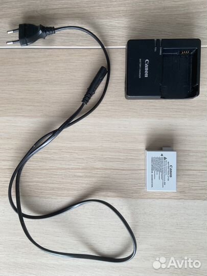 Зеркальный фотоаппарат canon eos 550d