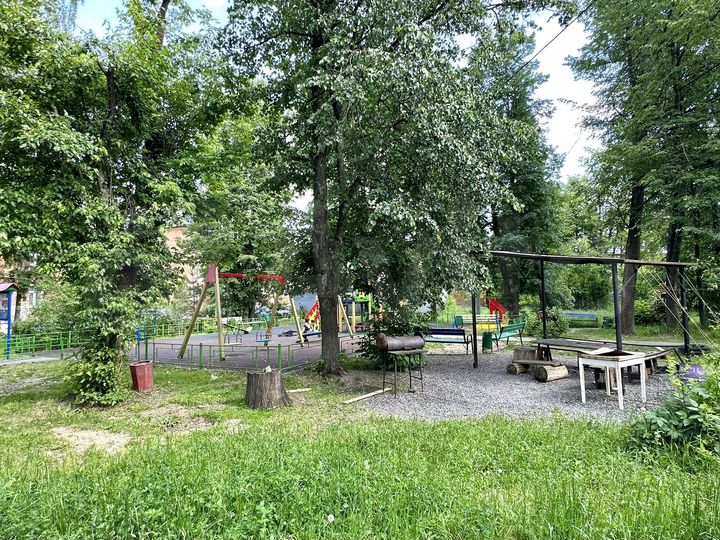 2-к. квартира, 47 м², 1/2 эт.