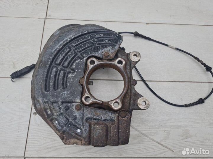 Кулак задний левый Jeep Renegade 1 EJK 2016