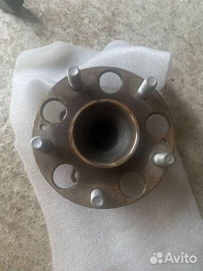 Ступица задняя Honda Accord 10