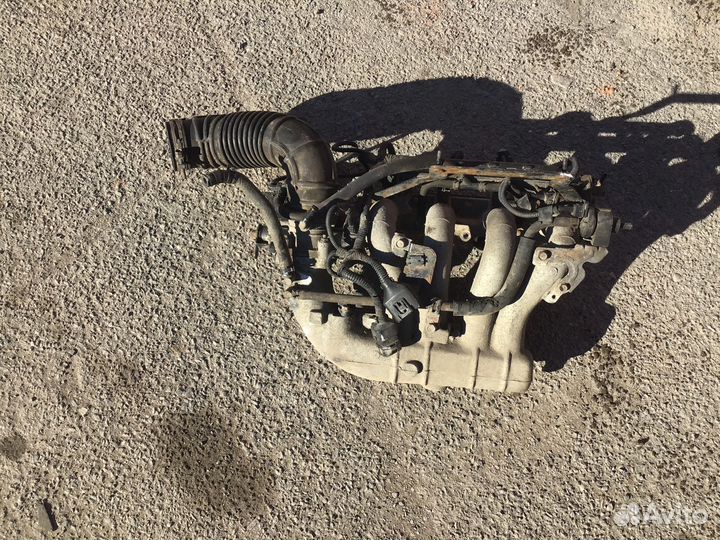 Впускной коллектор Kia Spectra