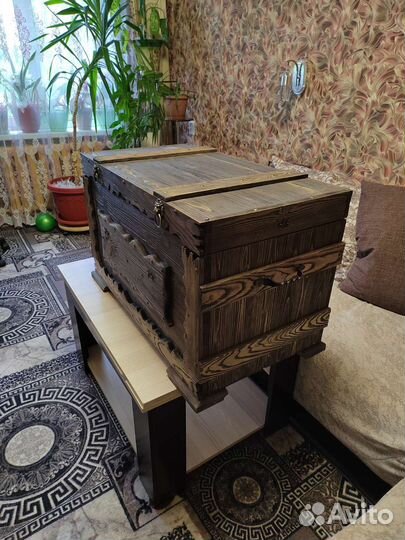 Сундук под старину