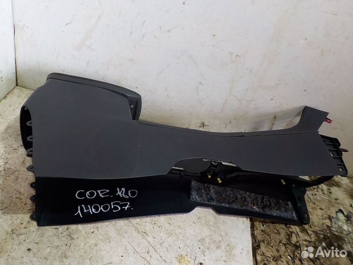 Подлокотник Toyota Corolla 180