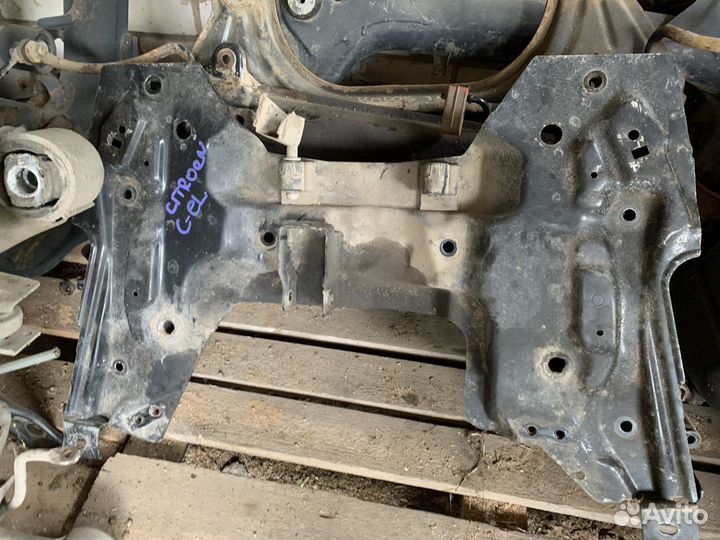 Подрамник Citroen C-Elysee