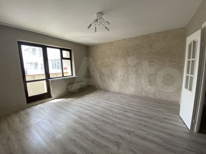 3-к. квартира, 65 м², 8/10 эт.