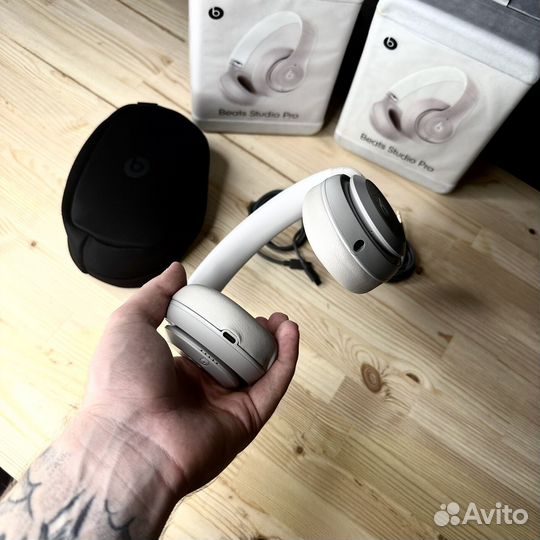 Беспроводные наушники Beats Studio Pro White