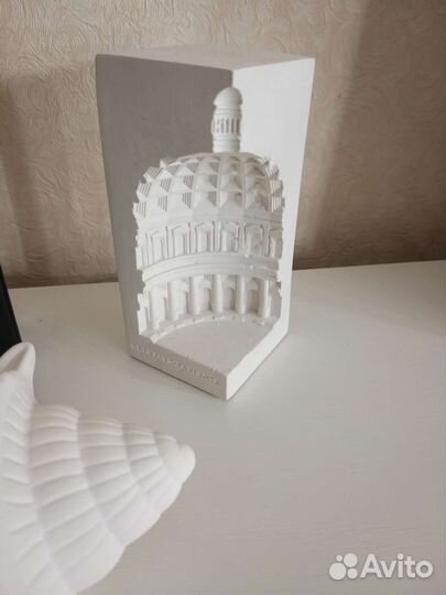 Набор подсвечников