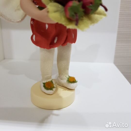 Фарфоровая куколка Flower fairies BirgitteFrigast