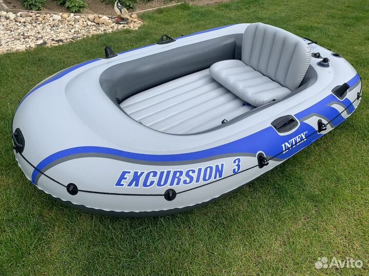 Надувная лодка intex excursion 3