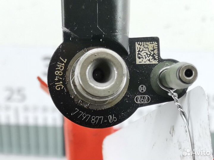 Форсунка BMW 5 E60/E61 рест. 2009 13537797877