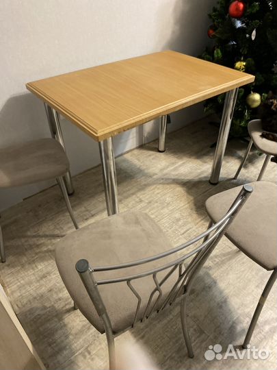 Продам стол со стульями