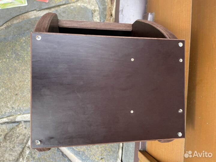 Столик для эхолота