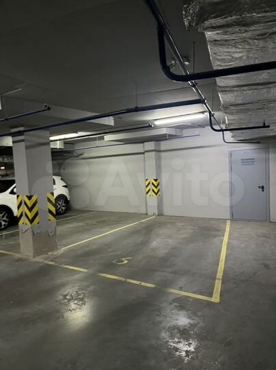 Машиноместо, 16 м²