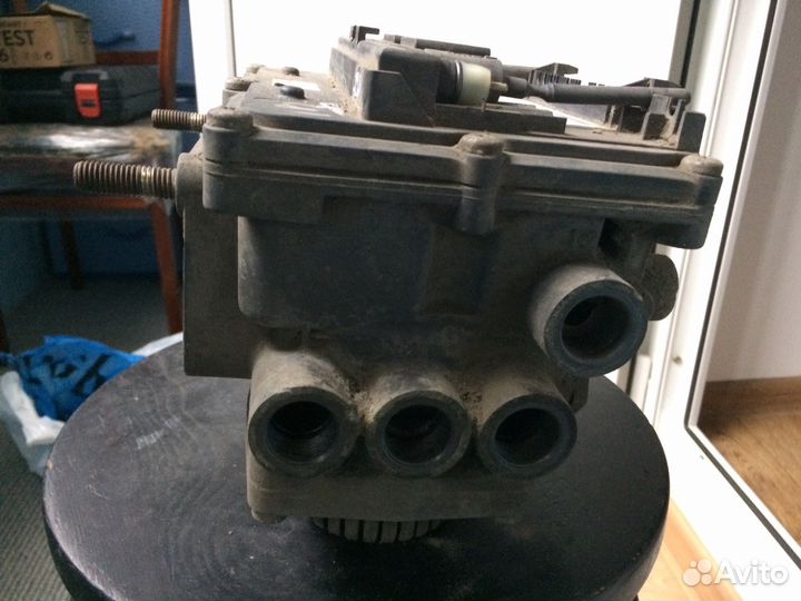 Модулятор EBS прицепа Shmitz ES2053