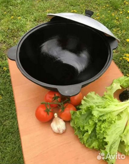 Казан чугунный плоское дно 4л