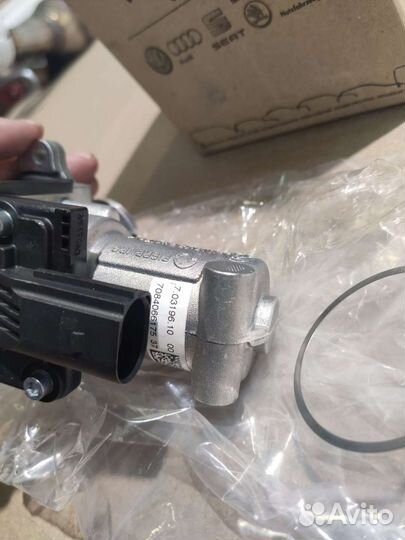 Клапан рециркуляции выхлопных газов 03L131477A