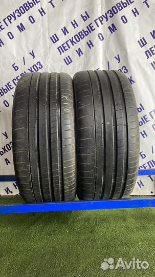 Michelin Pilot Super Sport 255/45 R19
