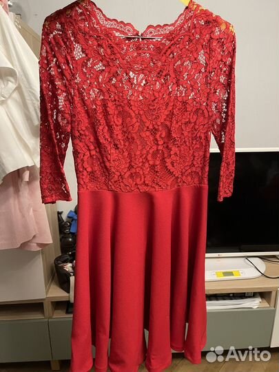 Платье вечернее красное